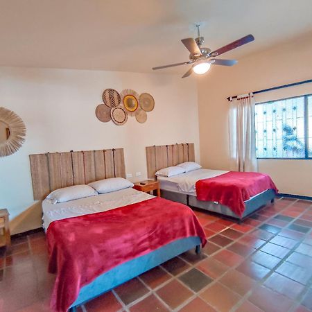 La Rosa Nautica Hostel Guaduas Kültér fotó