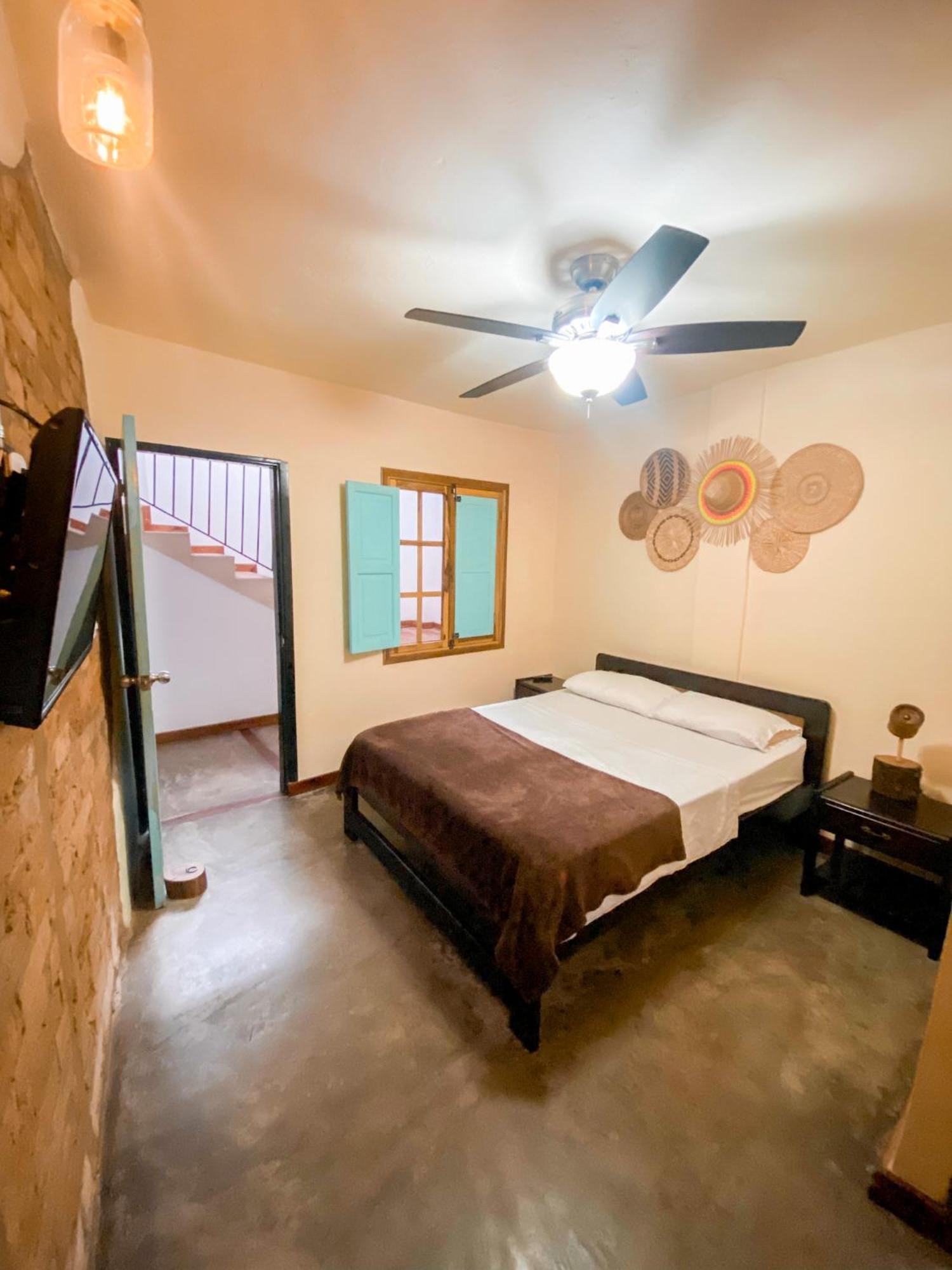 La Rosa Nautica Hostel Guaduas Kültér fotó