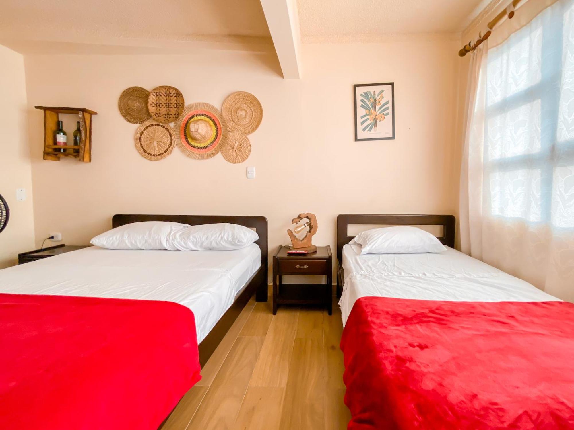 La Rosa Nautica Hostel Guaduas Kültér fotó