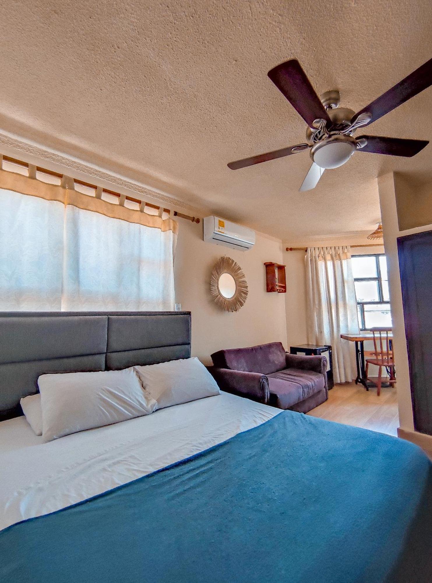 La Rosa Nautica Hostel Guaduas Kültér fotó