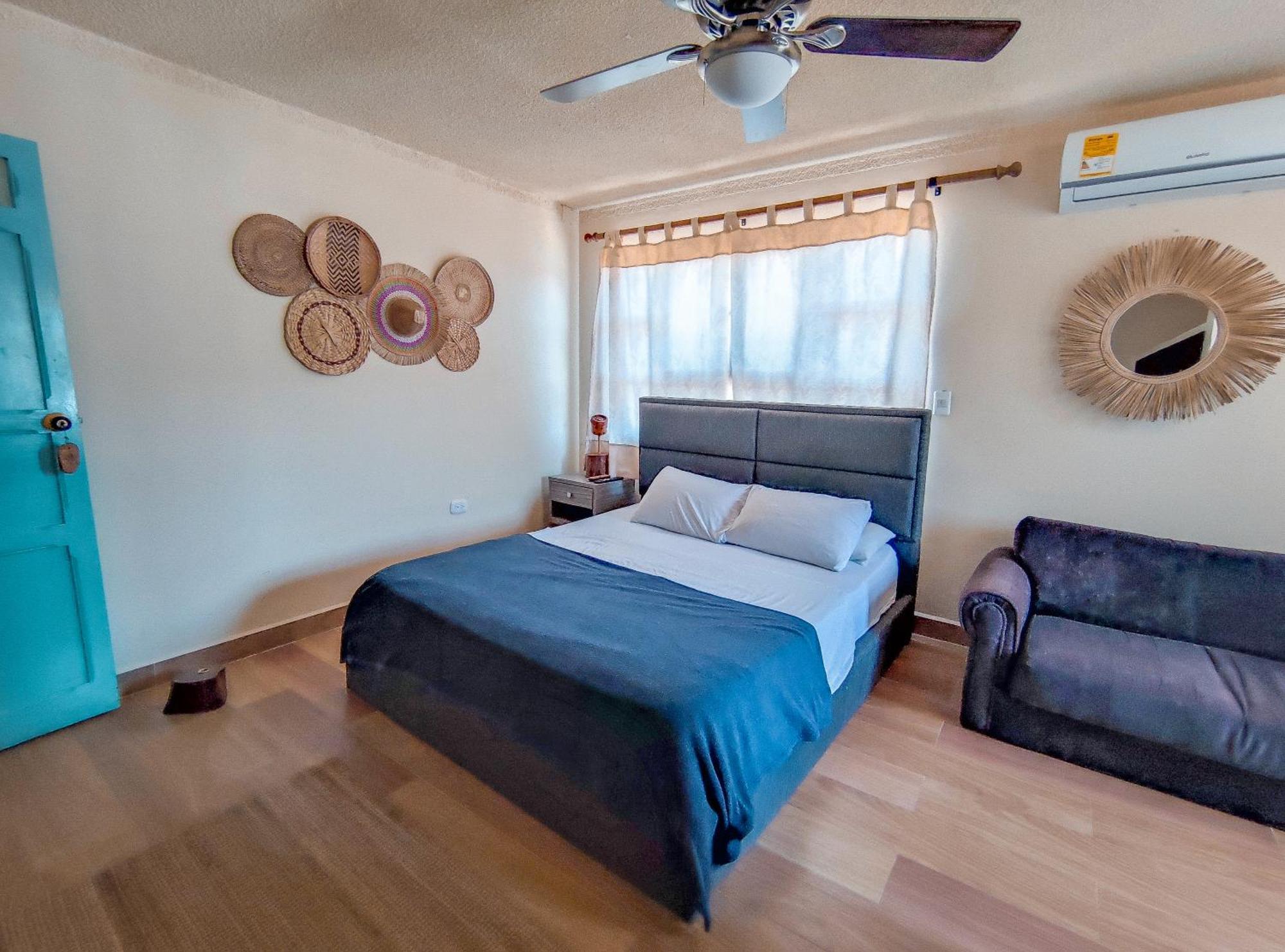 La Rosa Nautica Hostel Guaduas Kültér fotó