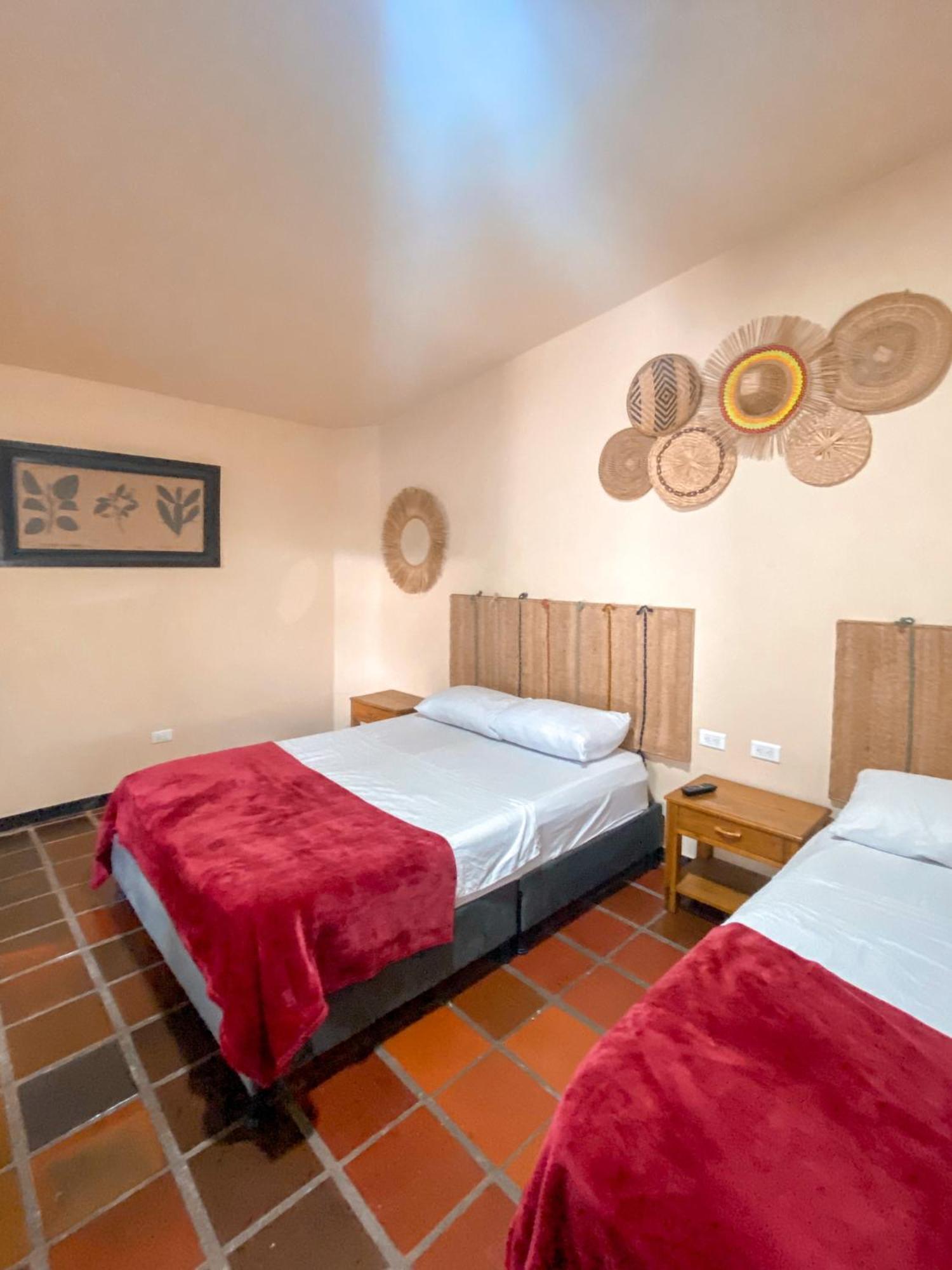 La Rosa Nautica Hostel Guaduas Szoba fotó